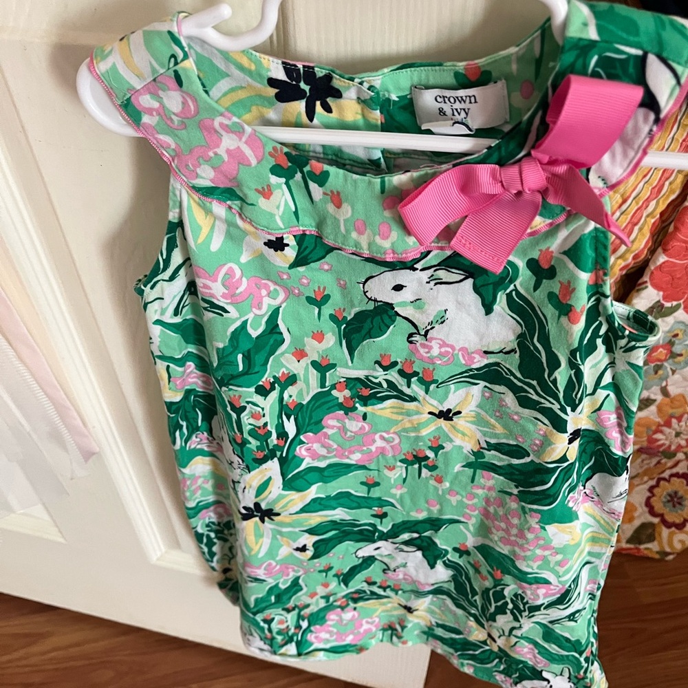 crown & ivy Green Floral Bunny Tank with Pink Bow